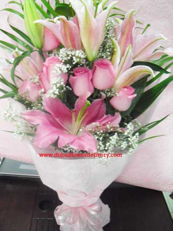 congratulations-pink-bouquet[1].jpg